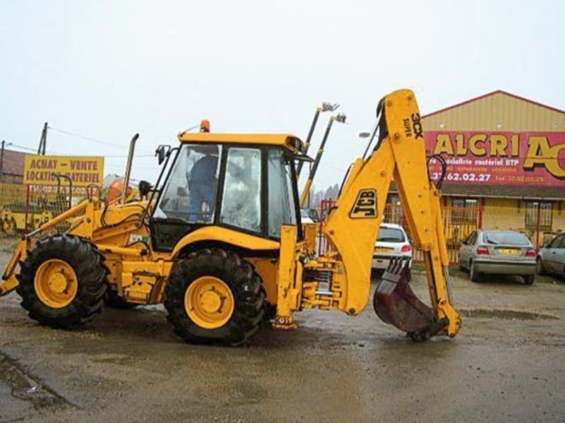 location-tractopelle-jcb-3cx-missillac.jpg